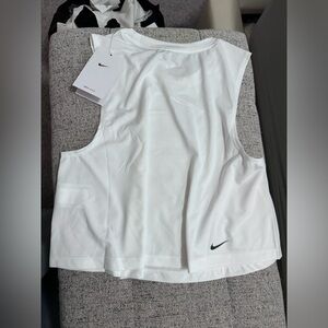 Nike workout tank top crop top